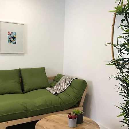 M3 Terrace. Cool Apartment 15 Min Center By Metro Esplugues de Llobregat Luaran gambar