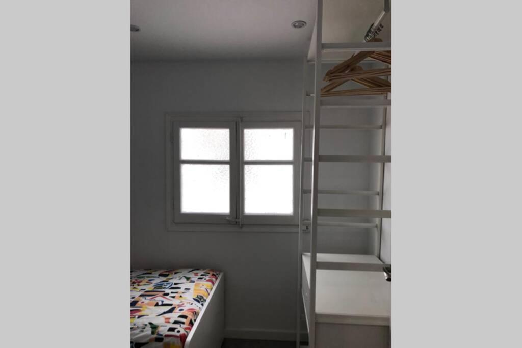 M3 Terrace. Cool Apartment 15 Min Center By Metro Esplugues de Llobregat Luaran gambar