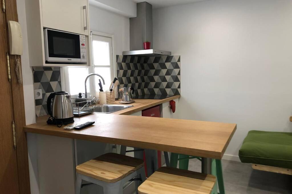 M3 Terrace. Cool Apartment 15 Min Center By Metro Esplugues de Llobregat Luaran gambar