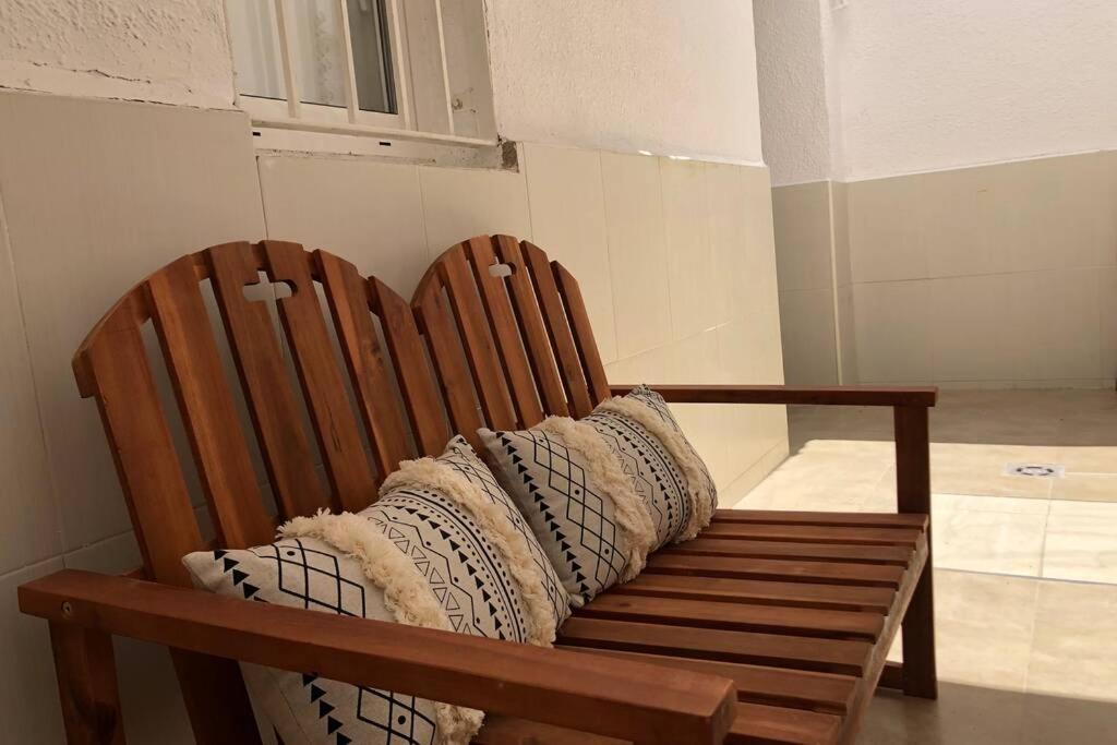 M3 Terrace. Cool Apartment 15 Min Center By Metro Esplugues de Llobregat Luaran gambar