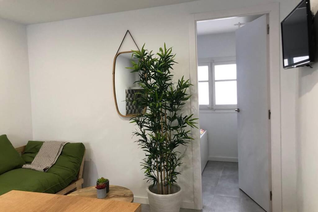 M3 Terrace. Cool Apartment 15 Min Center By Metro Esplugues de Llobregat Luaran gambar